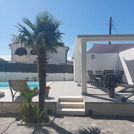 Apartment Gemuetliche Fuer Familien Mit Terrasse