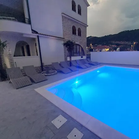 Gemuetliche Fuer Familien Mit Terrasse Apartment